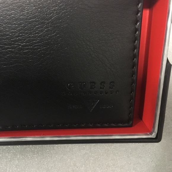 Guess Billfold RFID Mens Leather Wallet With Valet - Picture 3 of 8